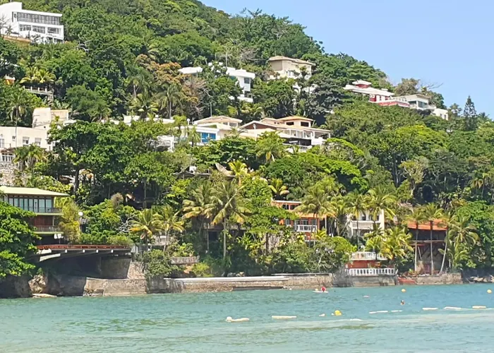 Apartamento Em Condominio- Acolhedor-Frente Mar-Enseada-Tortuga