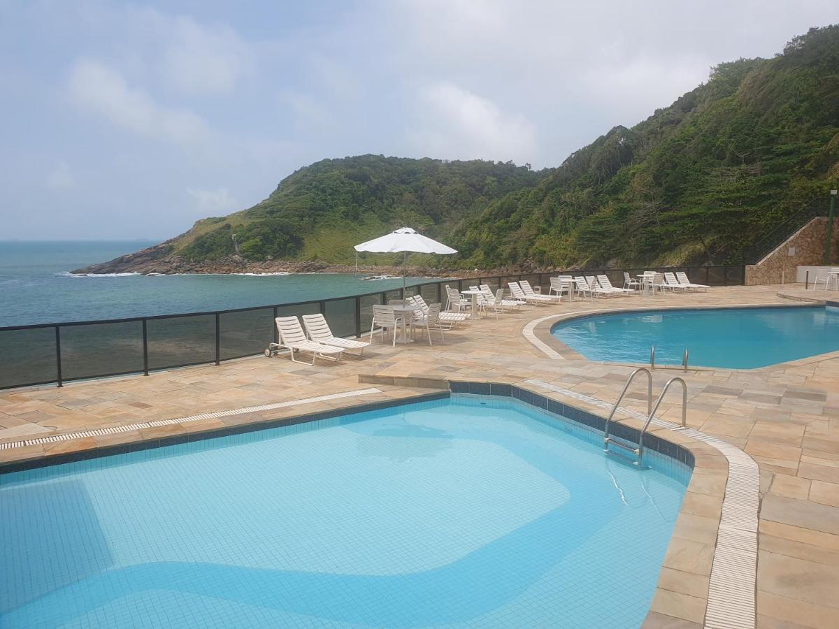 Apartment Em Condominio- Acolhedor-frente Mar-enseada-tortuga Guaruja