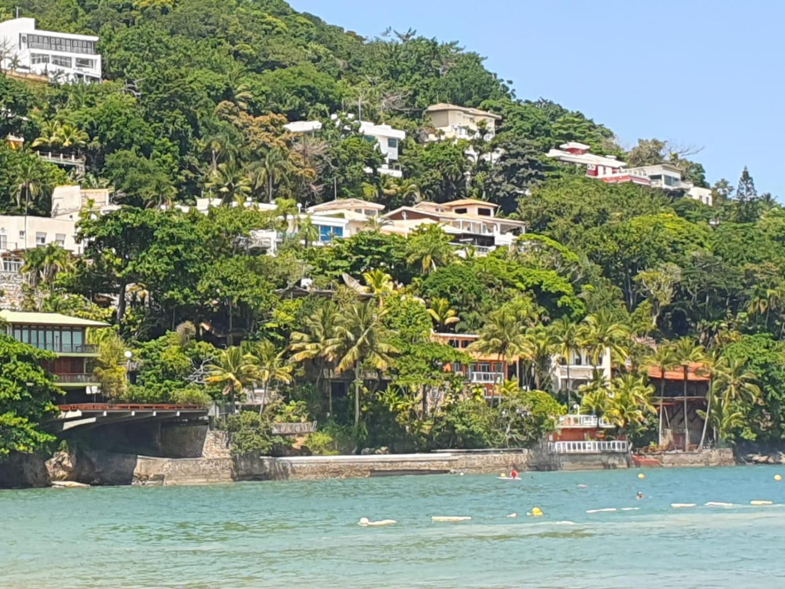 Apartment Em Condominio- Acolhedor-frente Mar-enseada-tortuga *